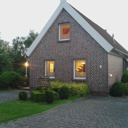 Helena Am Badesee, Aurich