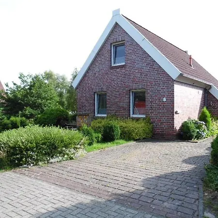 Holiday home Helena Am Badesee, Aurich
